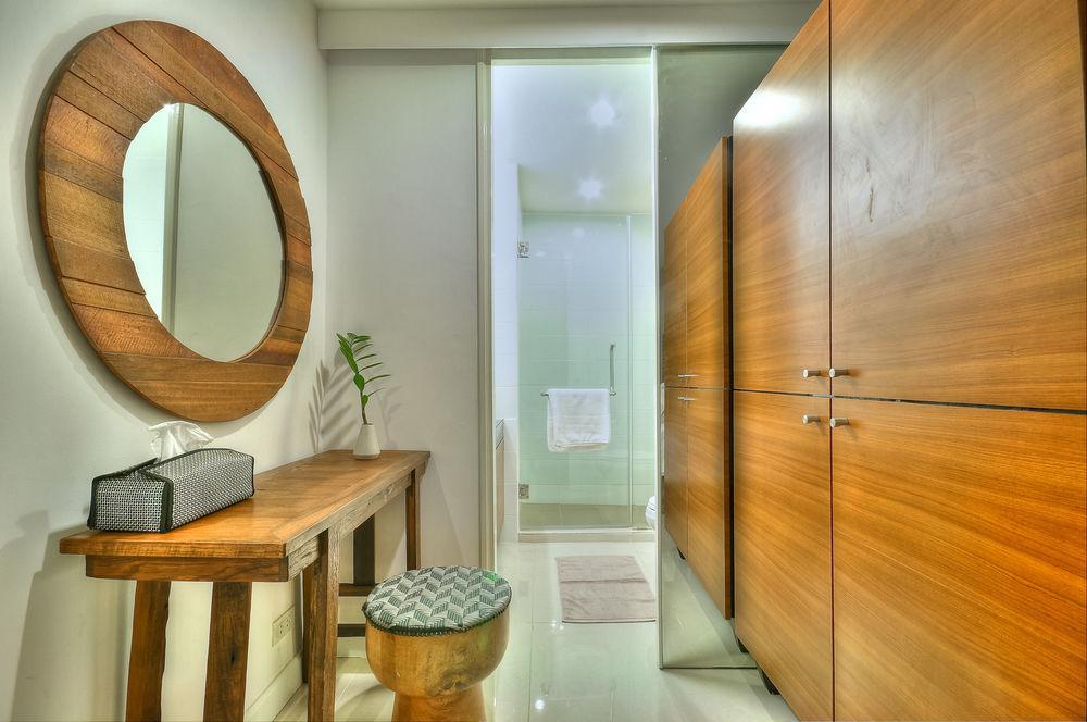 Hotel Check In Saladaeng (Adults Only) Bangkok Esterno foto