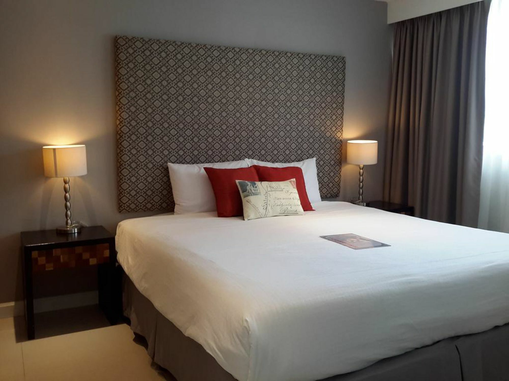 Hotel Check In Saladaeng (Adults Only) Bangkok Esterno foto