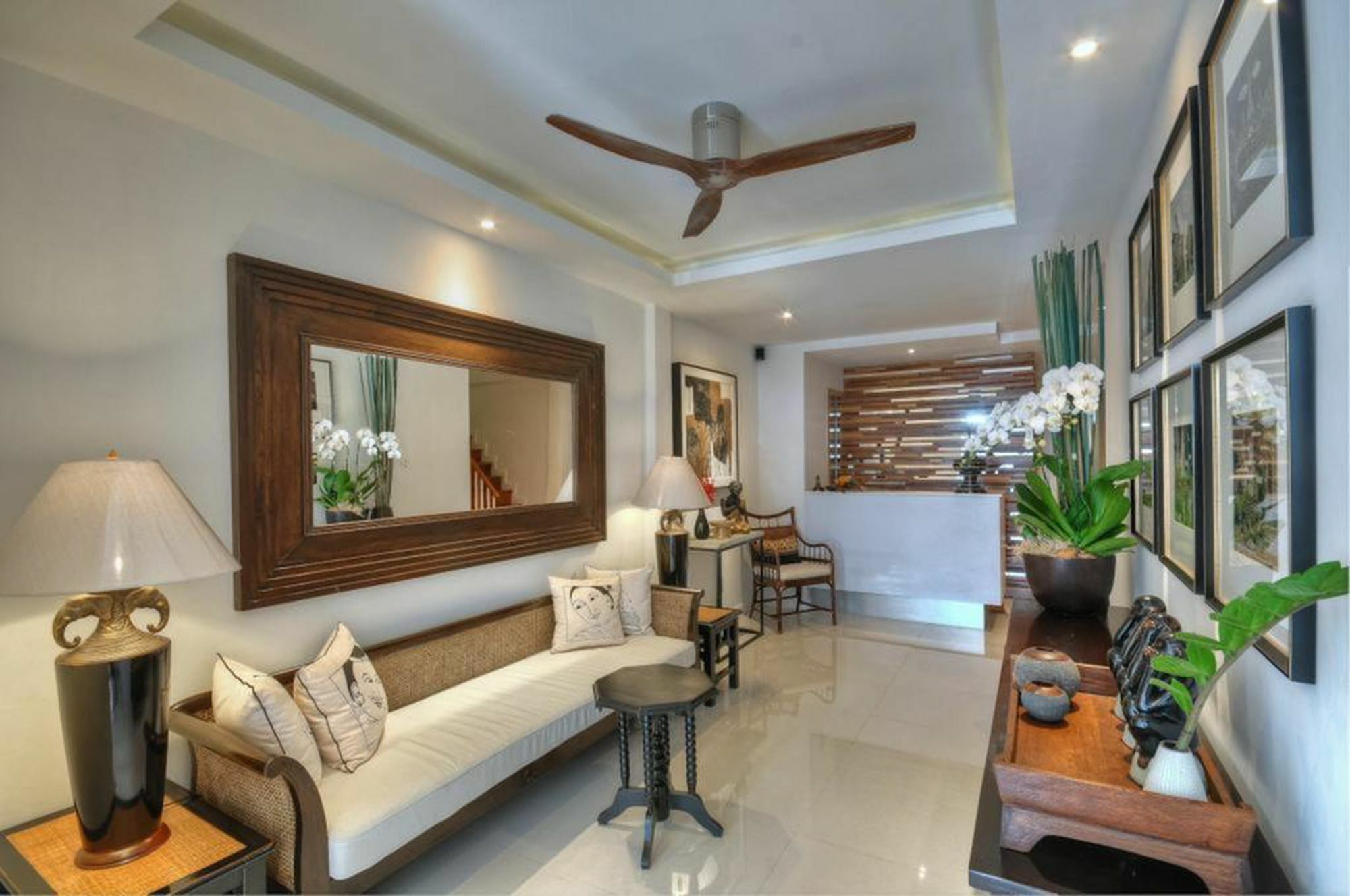 Hotel Check In Saladaeng (Adults Only) Bangkok Esterno foto