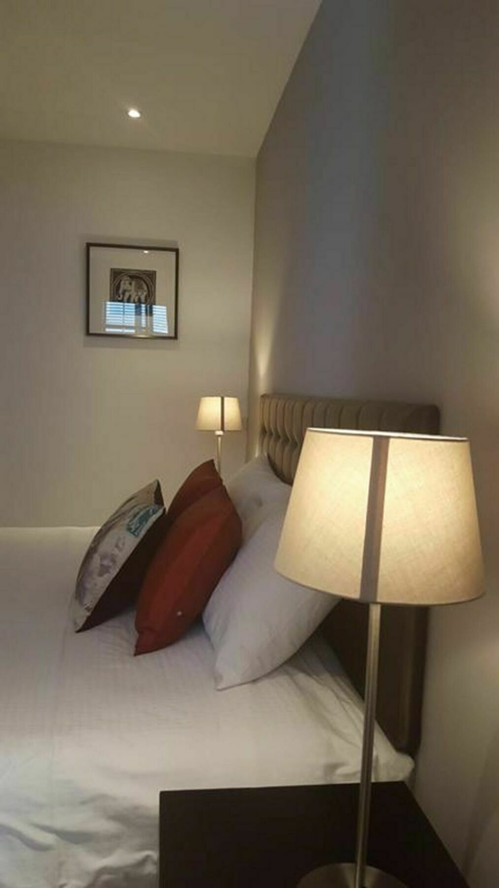 Hotel Check In Saladaeng (Adults Only) Bangkok Esterno foto